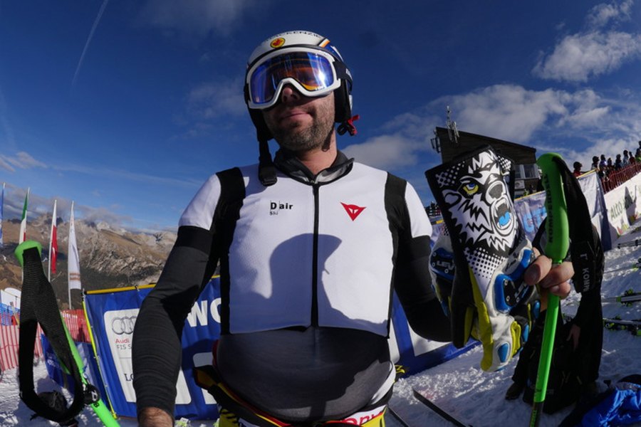 Dainese® - Skiers in the world cup series protected by Dainese Air-bag technology
